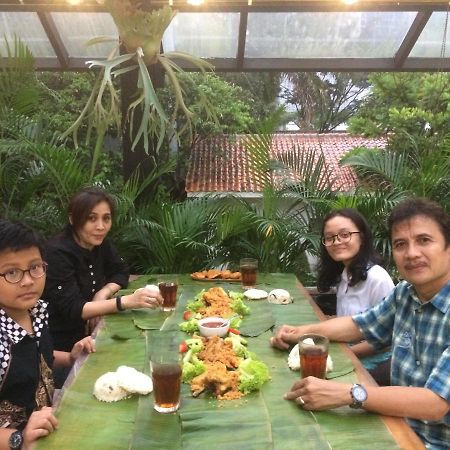 Apartemen Ciumbuleuit 2 Bandung Esterno foto